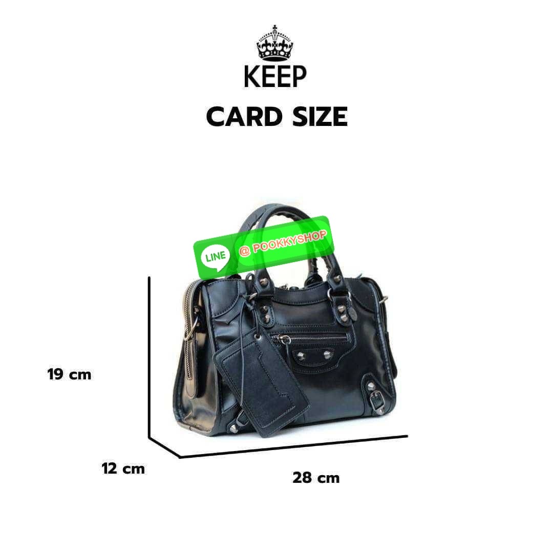 มาเพิ่มแล้วค่า ตามคำเรียกร้อง KEEP รุ่น Ghaso size L เป็นขนาดใหม่ใหญ่ขึ้นกว่าเดิม จุเพิ่มขึ้น และอะไหล่สีดำรมควันแบบใหม่ให้ความสวยเท่ขึ้นกว่าเดิม ค่า