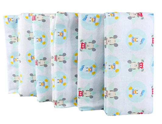 GraceKids ผ้าอ้อมสาลูพิมพ์ลาย Mickey time to play ขนาด27x27 นิ้ว แพ็ค 6 ผืน