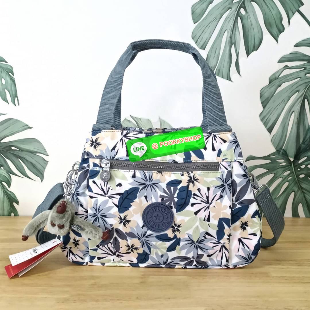KIPLING ELISE HANDBAG กระเป๋าถือและสะพายไหล่ วัสดุ Nylon +Polyester ขนาดกำลังพอดี จุของได้มาก มีหูจับสองสาย ถือสะดวก น้ำหนักเบา มีช่องซิป ด้านหน้า ช่อง กระเป๋าหลักเปิด-ปิดด้วยซิป มี3 ช่องว่างใส่ของได้จุมากๆ ใส่มือถือได้ กระเป๋าสตางค์ใบยาว และ เครื่องสำอาง