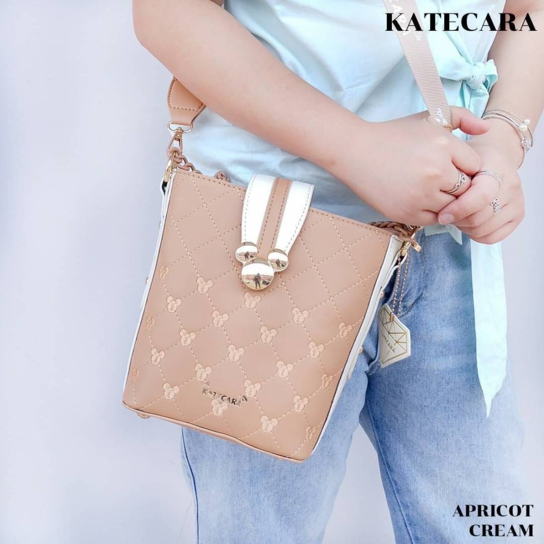 ว๊าวววๆๆ สวยมาก แบรนด์แท้ KATECARA ทรงถัง หน้ามิกกี้ มี2 สาย งานสวยมากๆ คะ