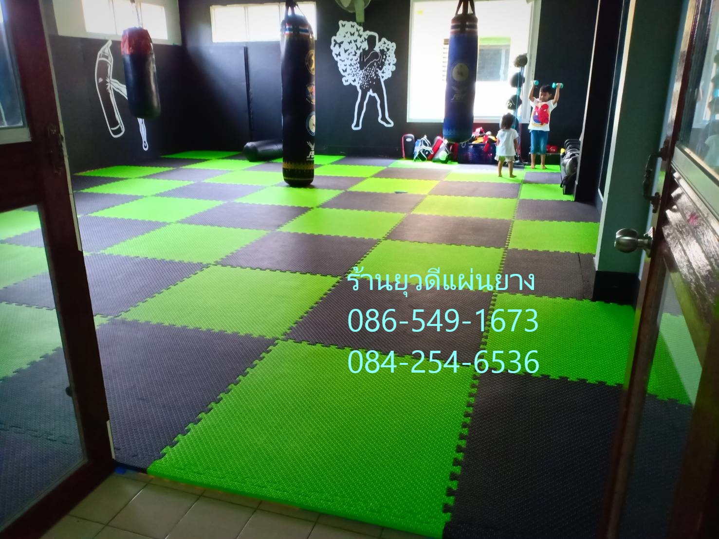 แผ่นยางปูพื้น แบบจิ๊กซอ ขนาด 1 x 1 เมตร หนา 20 มม.