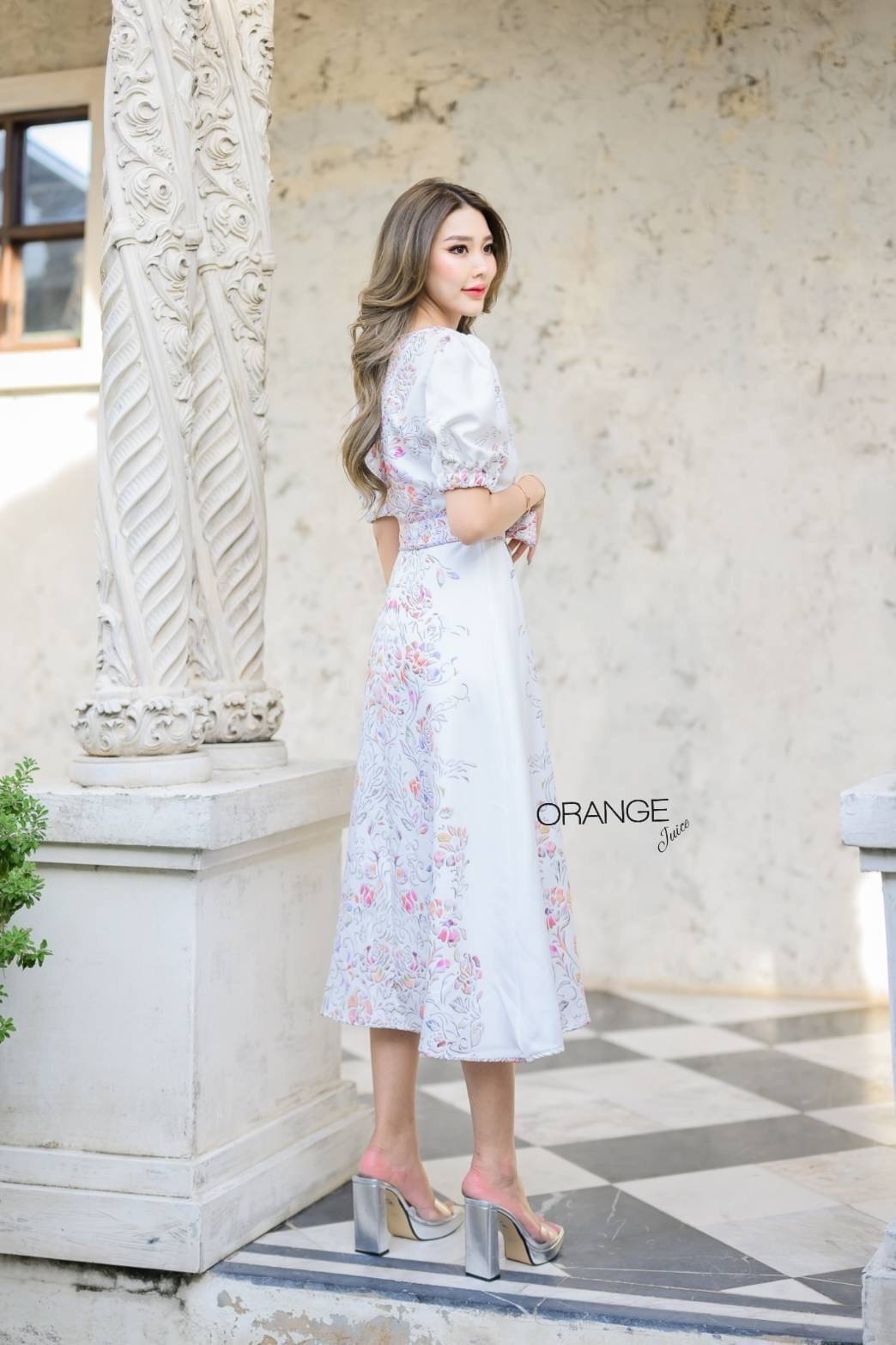 NEW ARRIVALS By Orange Juice Maxi เดรสยาวลูกไม้