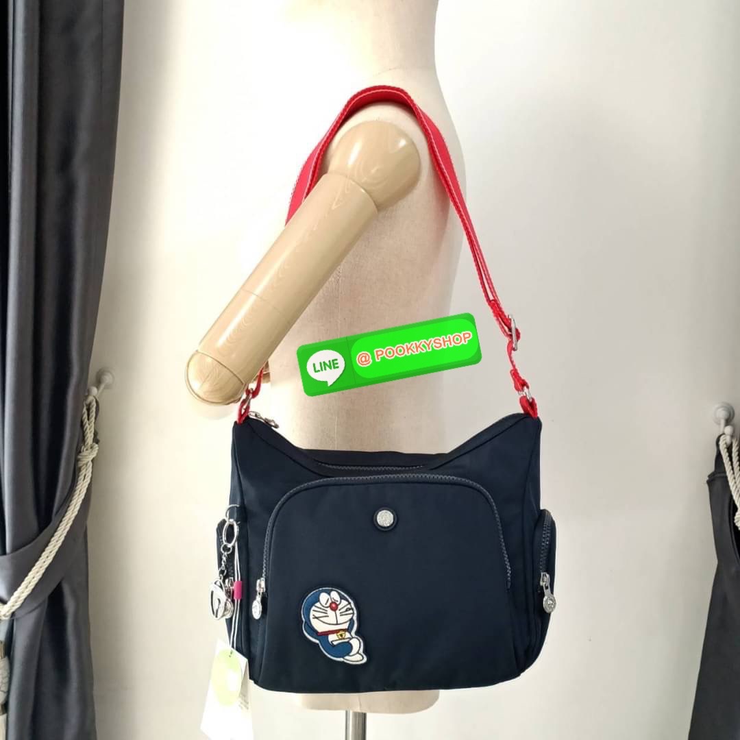 Kipling GABBIE Mini Doremon Blue กระเป๋าสะพายข้างรุ่นใหม่จาก Kipling X Doremon Collection วัสดุด้านนอก Nylon + ซับใน Polyester
