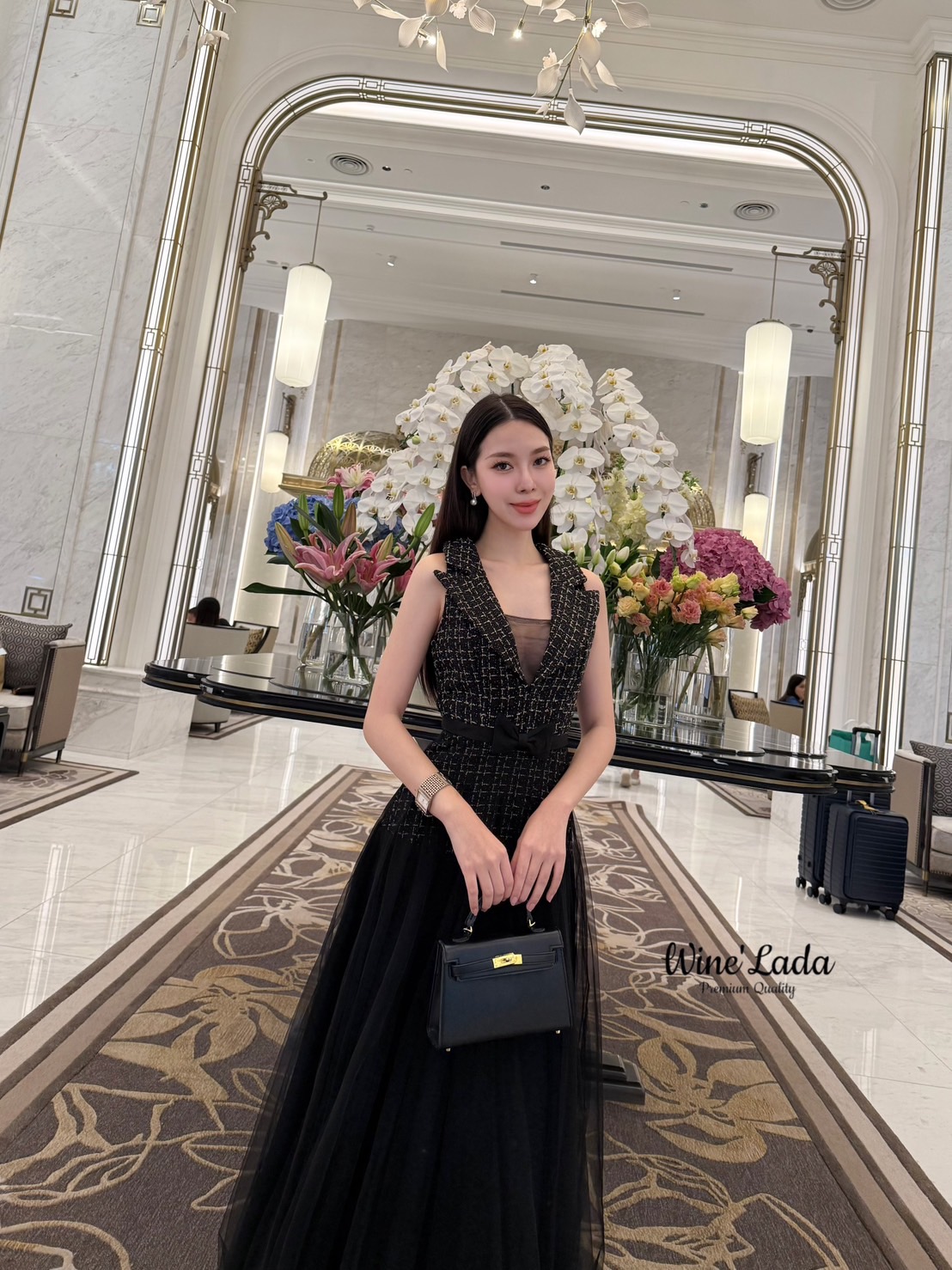 เดรสแฟชั่น เดรสผ้าทวิตสีน้ำตาลทองตัดต่อด้วยชีฟองเพิ่มความหรูหรา