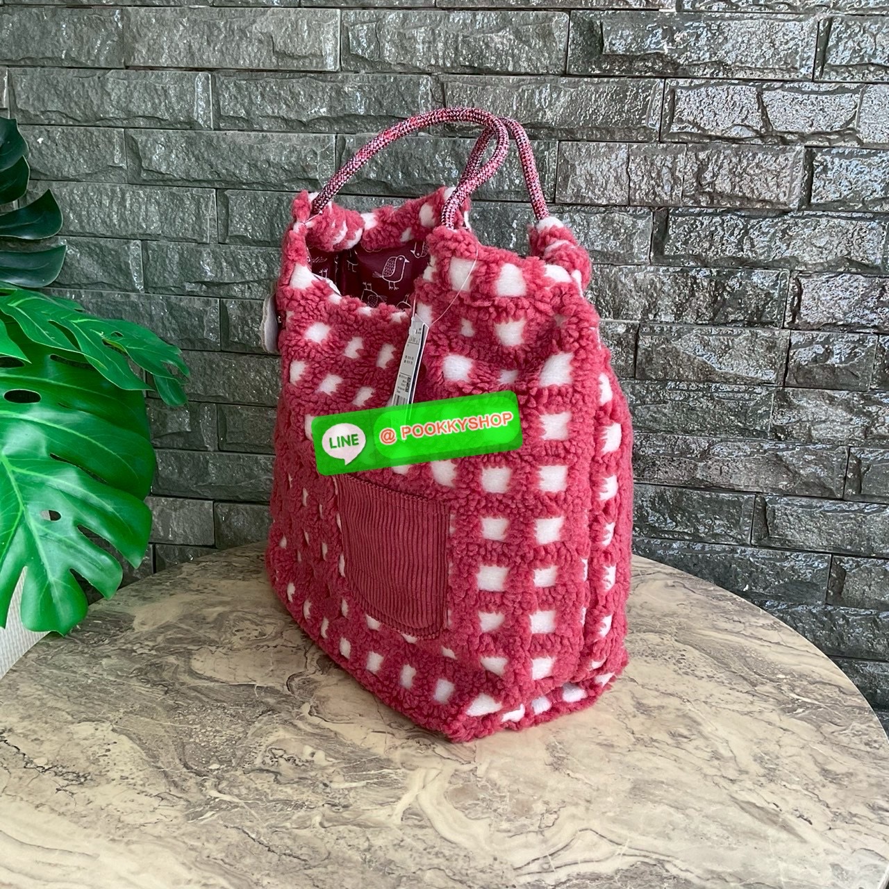 Japanese Kusuguru Woolen Polka Dot Cat Brooch Handbag Hand Bag Can Be Worn on One Shoulder Shopping Bag Work Clothing กระเป๋าถือลายจุดแมว Kusuguru ขนสัตว์ญี่ปุ่น ผิวสัมผัสจับนุ่มมือ 💕 แถมฟรีเข็มกลัดรูปแมว