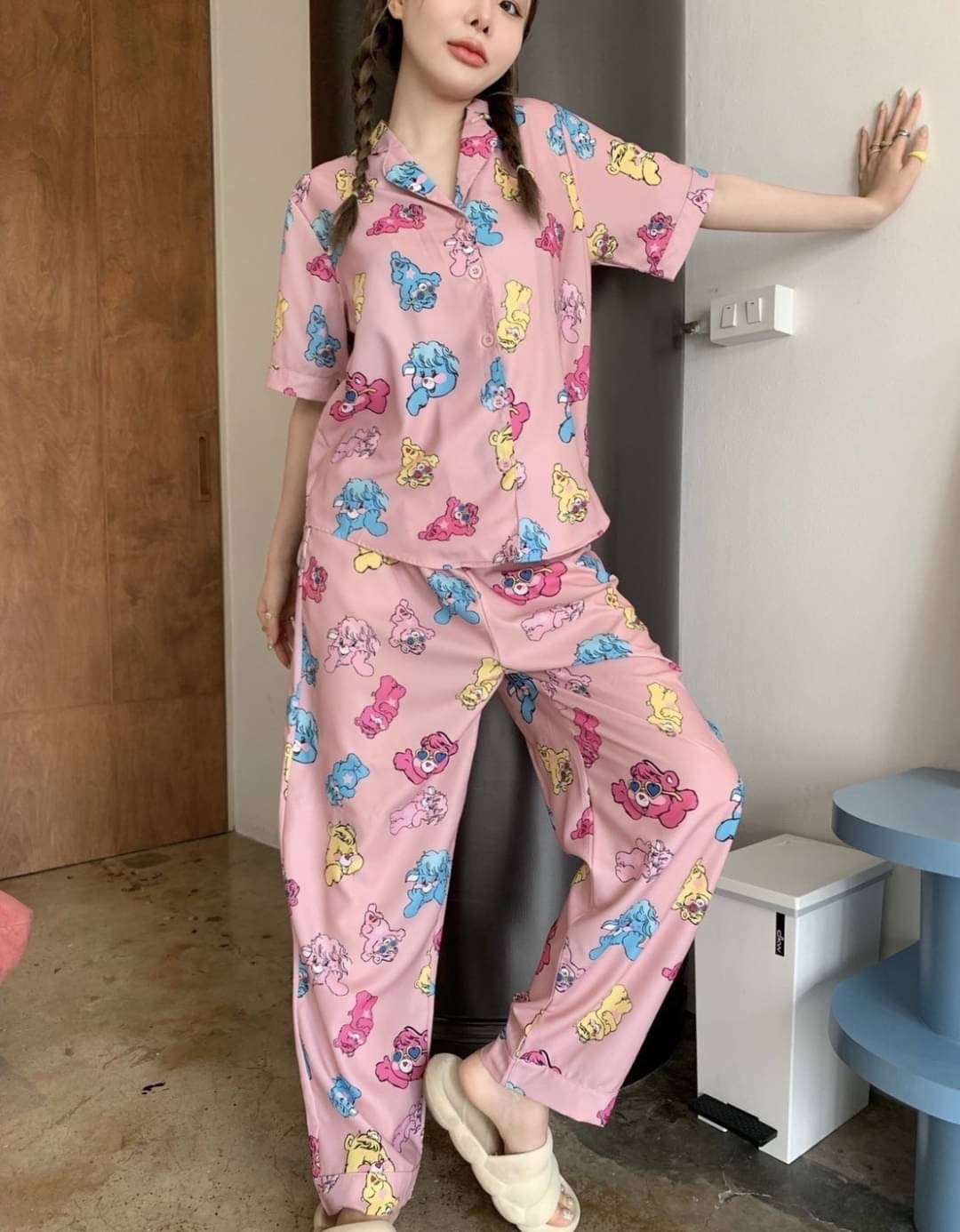 ✨✨𝑁𝑒𝑤 𝐶𝑜𝑙𝑙𝑒𝑐𝑡𝑖𝑜𝑛 ✨✨ บอกก่อนเลยว่าชุดนอน "เนื้อผ้าดีมีชัยไปกว่าครึ่ง" ทางร้าน คำนึงถึง "เนื้อผ้า" เป็น อ