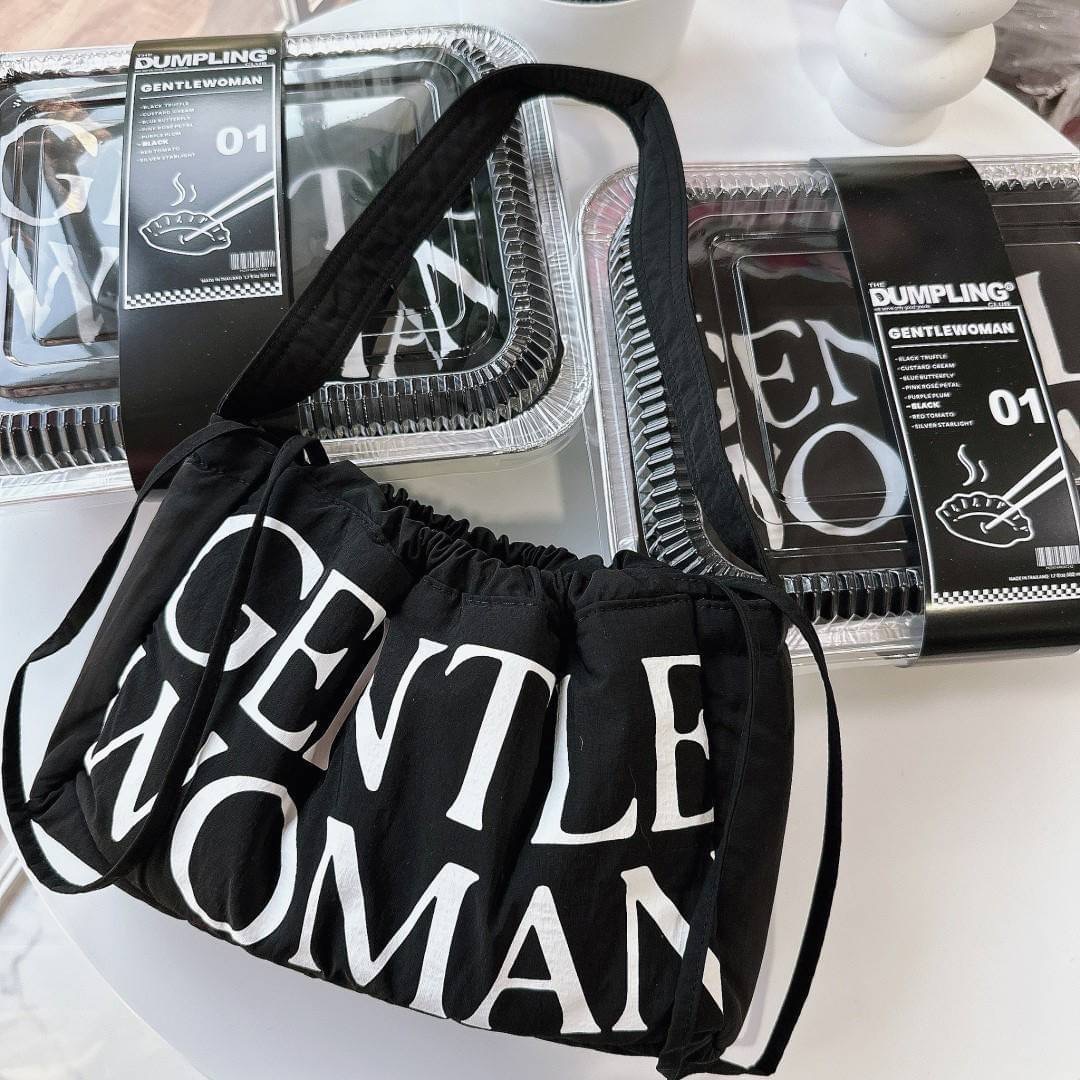 Gentlewoman กระเป๋าเกี๊ยว ชนช้อป สวยมาก มาพร้อมกล่องนะคะ เกรดเป๊ะ 1:1