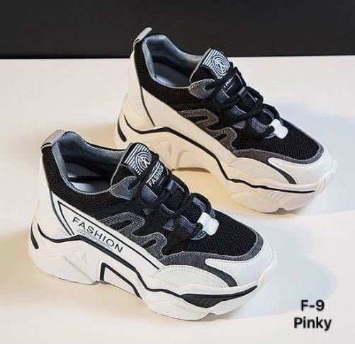 พร้อมส่ง F-9 รีพีทรอบ 2 ผ้าใบแฟชั่นเสริมส้น F-9 งานสวย ดูเริ่ดสุด ใส่แล้วขาเรียว เสริมความสูงให้สาวๆ ได้ดูดี ผลิตจาก pu ราคาดีมีที่นี่