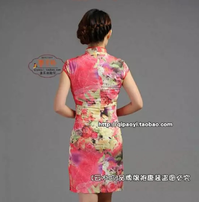 ชุดกี่เพ้า ชุด กี่เพ้าประยุกต์ เนื้อผ้าไหม ลายดอก สีโทนชมพู สวยหวาน แต่งปลายขลิบ เนื้อผ้าสวยหรู งานเนี๊ยบมากคะ Size M