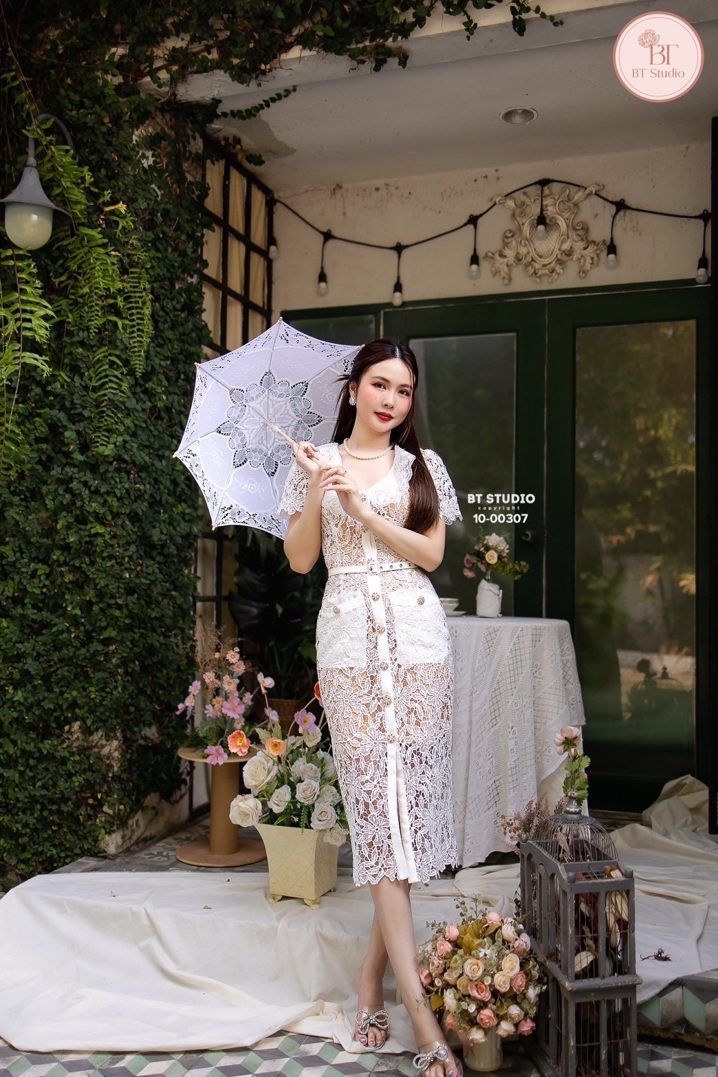 เดรสแฟชั่น เดรสลูกไม้คอแต่งปกระบายแต่งขอบปลายหยัก