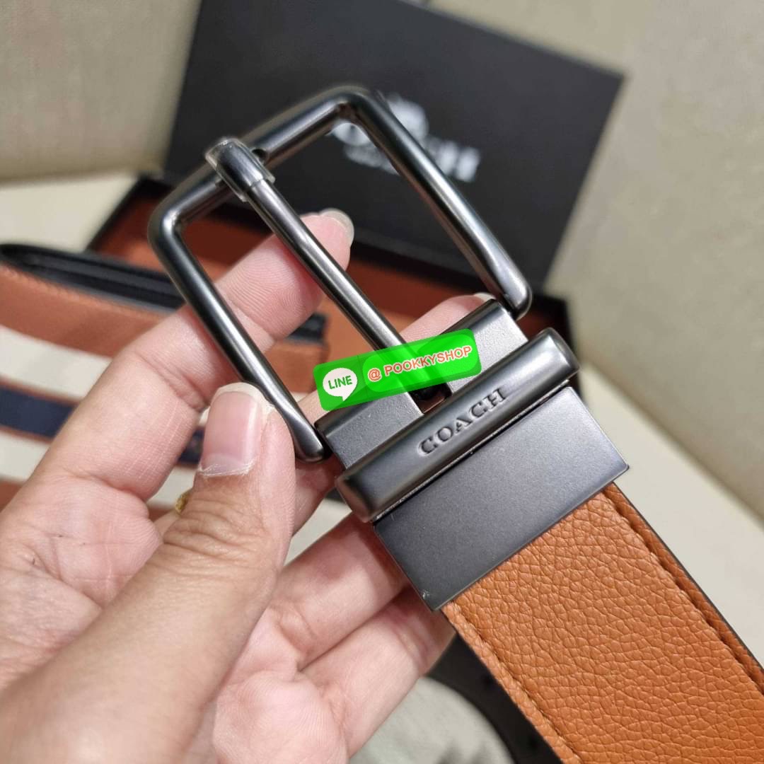 COACH F75399 COMPACT ID WALLET IN VARSITY LEATHER WITH BELT MIX GIFT BOX SET Set สุดคุ้ม!! ลิมิเต็ด!! สำหรับหนุ่มๆ ที่จับคู่เซ็ทกระเป๋าสตางค์รุ่นยอดฮิต และเข็มขัดหนัง pepble มาใน package Coach gift box คุ้มค่ามากๆ กระเป๋าสตางค์หนังวัว สวย นิ่มไปอีก ยังไม่