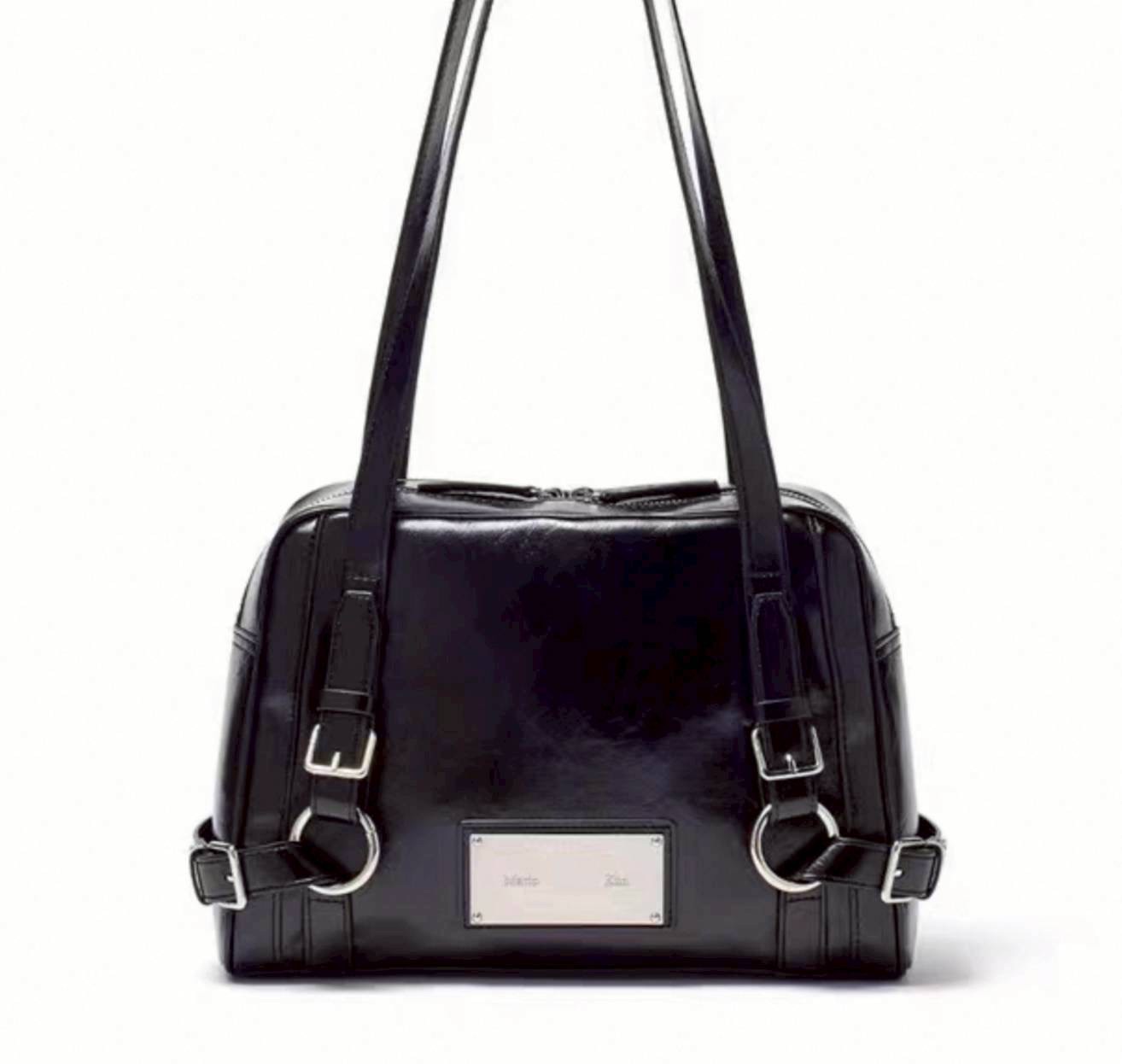 กระเป๋า Martin kim แบรนด์ดังเกาหลี ไม่ต้องต่อคิวซื้อ มาช้อปตรงนี้ได้เลยจร้า หนังเกรดงานพรีเมี่ยม ดีไซน์สวย ..ใส่ของได้จุๆ