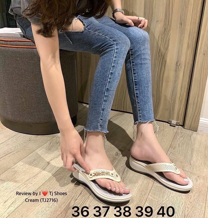 SALE ลดกระหน่ำเคลียร์สต๊อก 350 ส่งฟรี ems เลยจ้า สินค้าใหม่ไม่มีตำหนิ