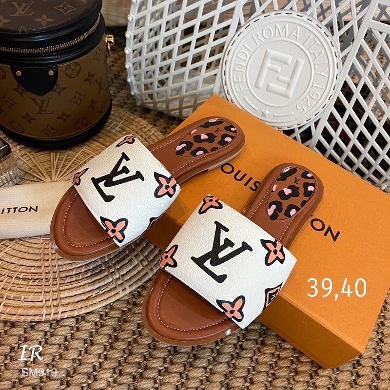 SALE ลดกระหน่ำเคลียร์สต๊อก 450 ส่งฟรี ems เลยจ้า สินค้าใหม่ไม่มีตำหนิ