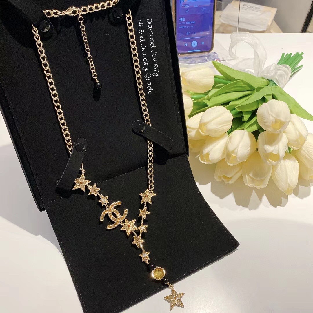 งาน ori เหมือนแท้ 99.99% ((งาน 1:1 เกรดดีที่สุดในท้องตลาด)) Chanel Necklace สร้อยคอประดับจี้ชาแนล งานขายดีตลอดๆ เป็นงานออริ นะคะ งานสวยยยยที่สุดเกรดดีที่สุดนะคะ งานเรียบหรูดูดี ใช้ได้ยาวนานมากๆ ตัวเรือน stainless steel แท้ งานอย่างดี ใส่ง่าย งานดีมากค่ะ ต