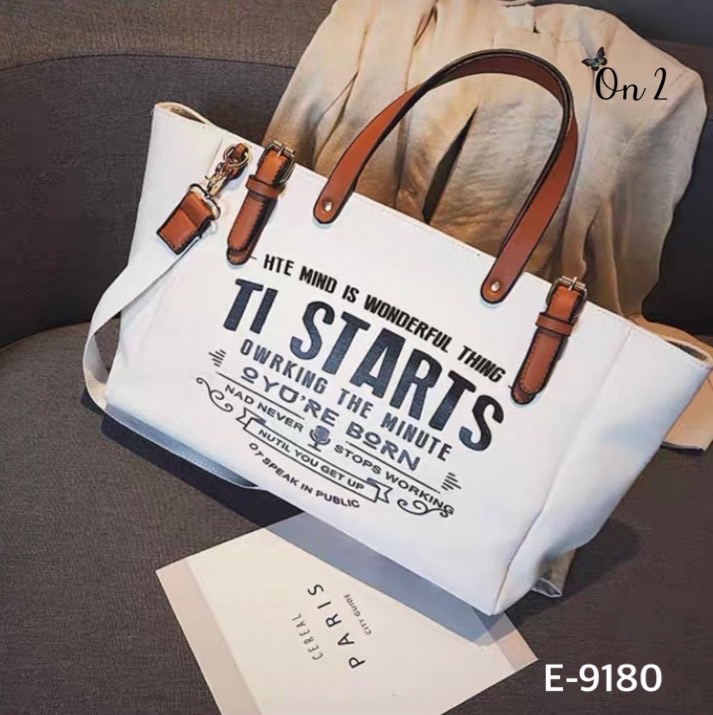 กระเป๋าสะพาย Shopping มาใหม่ หน้าพิมพ์ตัวอักษรภาษาอังกฤษ สายถือแต่งหนัง มาพร้อมสายสะพายยาว