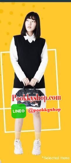 ANELLO MICKEY LIMITED EDITION REGULAR SHOULDER BAG DT-G002 รุ่นลิมิตเตทจาก Mickey90’s มาในรูปแบบ2way สไตล์Boston วาดลวดลายและสีสันแล้วสกรีนลายลงบนเนื้อผ้า สีสันตัวการ์ตูนแมทช์เข้ากับกระเป๋า ยังมีซับในพิมพ์ลายมิ้กกี้พิเศษสำหรับคอลเลคชันนี้เท่านั้นคร้า!!