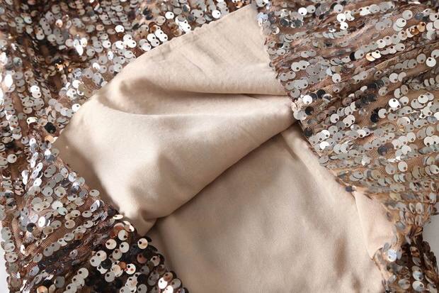 ชุดเดรส ชุดปักเลื่อมทอง Brand Forever แท้ งานสวย หรูหรามากคะ Size S/M/L