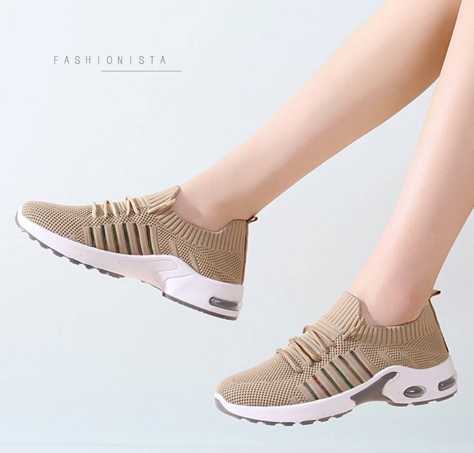 รองเท้าสุขภาพรุ่นใหม่ มาใหม่พร้อมส่งค่ะ งานสลิปออนแต่งเชือกเก๋ๆสไตล์สปอร์ต เนื้อผ้าหนานุ่มขึ้นทรงยืดหยุ่นดีกระชับหน้าเท้า พื้นยางหนึบ สูง 1.5 นิ้ว เดินสบายไม่เมื่อย ทรงอูมไม่บีบอัดหน้าเท้า ใครได้ใส่ต้องหลงรักแน่นอน งานสวยตรงปก 100% เป๊ะ ถ่ายงานขายจริงจ้า