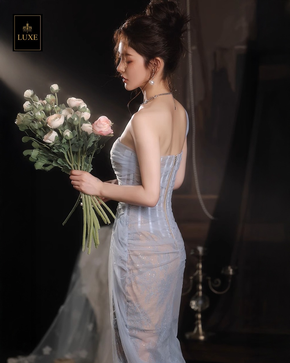 เดรสแฟชั่น เดรสเสื้อเกาะอก มีโครงแบบคอร์เซ็ต