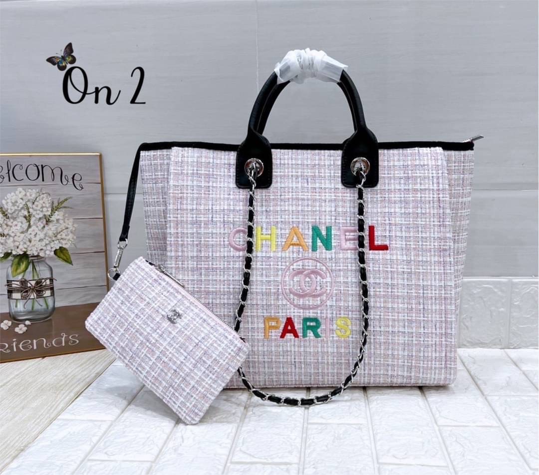 Chanel maxxi shopping กระเป๋าทวิตงานปักสวยหรูใบใหญ่สไตล์เซเลปค่ะ