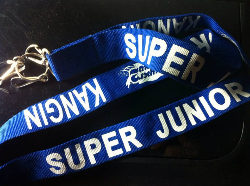 [พร้อมส่ง] สายคล้องคอแบบยาว SJ KANGIN