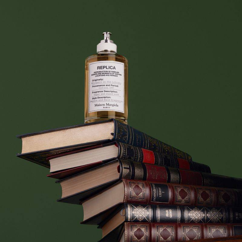 น้ำหอม REPLICA กลิ่น Whispers in the Library 100ml