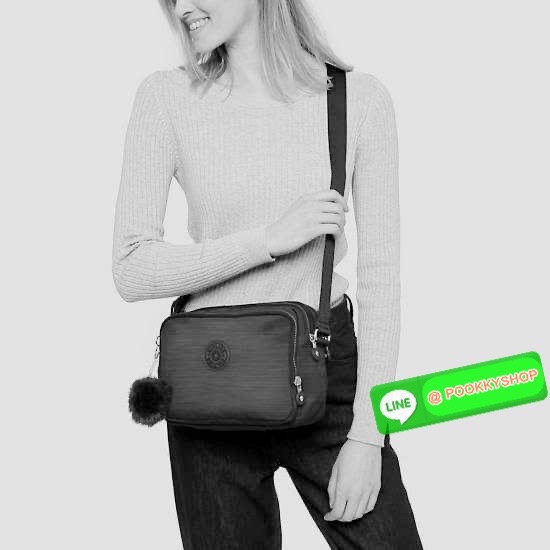 💕Kipling Silen Crossbody Bag กระเป๋าสะพายไหล่ช่วยเพิ่มความโมเดิร์นไม่ตกเทรนด์ให้กับลุคตามสไตล์การแต่งกายของคุณมากขึ้น มีน้ำหนักเบา พกพาไปไหนมาไหนได้สะดวก ใส่สิ่งของได้ครบครันโดยไม่ต้องกังวล นอกจากนี้ ยังมีสายสะพายที่ปรับระดับได้ มีช่องใส่ของเพิ่มเ
