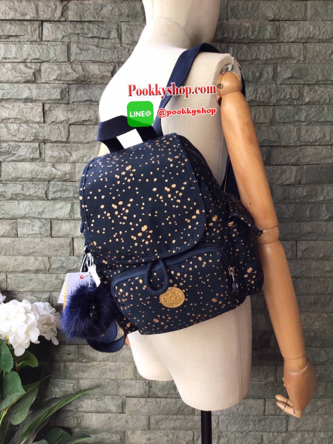 🚚 พร้อมส่ง 🚚 Kipling City Pack Mini Backpack รุ่น K12671 จาก Mayday collection วัสดุ Polyamide100% กันน้ำ แบ่งเป็น 3 ช่องการใช้งาน