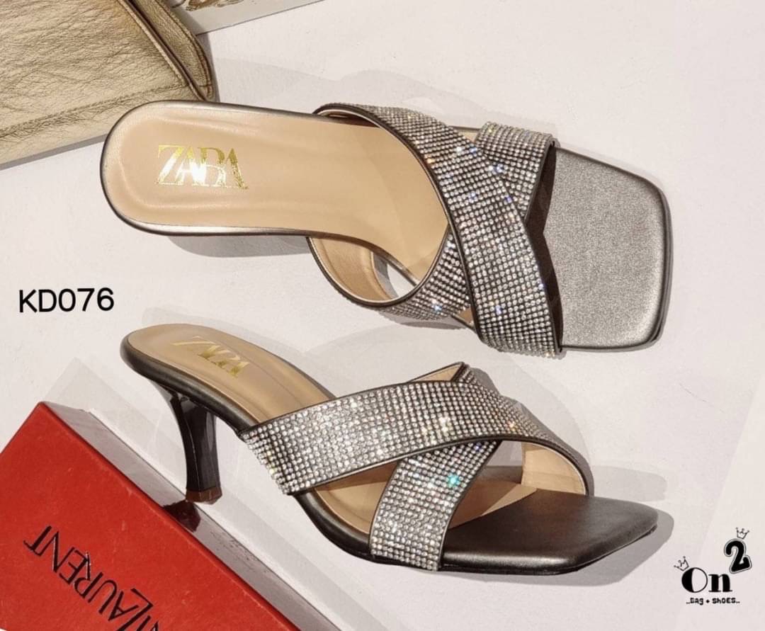 รองเท้าส้นสูง Zara หน้าไขว้ประกายเพชรสูง 3" งานสวยหรูอัพลุคให้ดูแพง ใส่ง่ายเข้าได้กับทุกชุดค่ะ