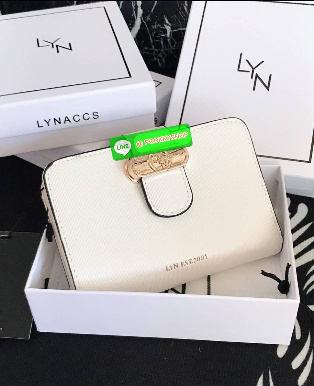 LYN แท้ Outlet กระเป๋าสตางค์ใบกลาง