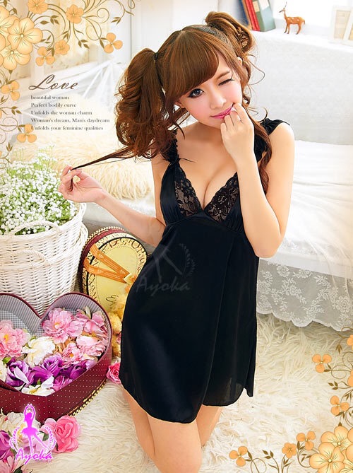 ชุดนอนเซ็กซี่ ผ้าไหมเทียม เล่นขอบลูกไม้ สีดำ นื้อผ้าละเอียดสวยหรู จับจีบระบาย สีโอรส สไตล์คุณหนูๆ