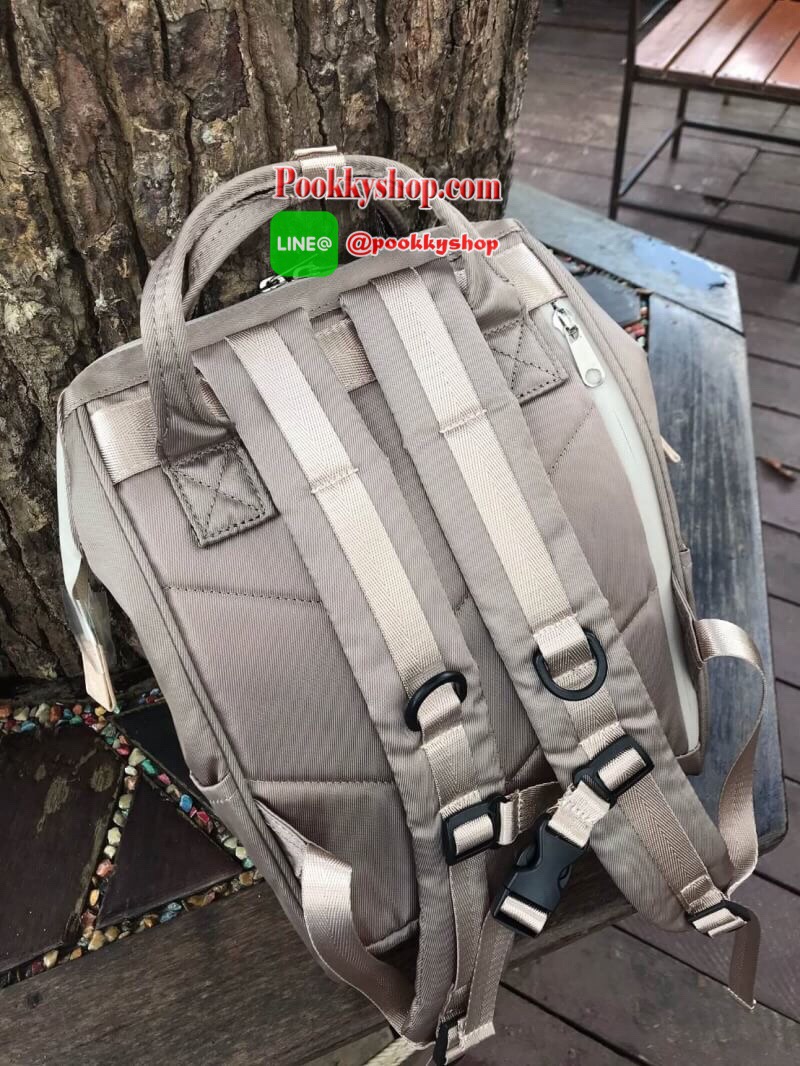 Anello Repellency Mini Backpack รุ่นใหม่ชนช้อป!!! กระเป๋าเป้สะพาย ขนาด มินิ วัสดุNylon & Polyester หนา ตัวซิปทุกจุดปิดด้วยpvc กันน้ำซึมผ่าน ตัดสีทูโทนสีเทาให้กระเป๋าดูมีสีสัน ภายในมีช่องใส่แล็ปท้อป ด้านหลังบุหนา มีตัวล็อคคาดอก เหมาะกับทุกสภาพอากาศ สวยเท่ห