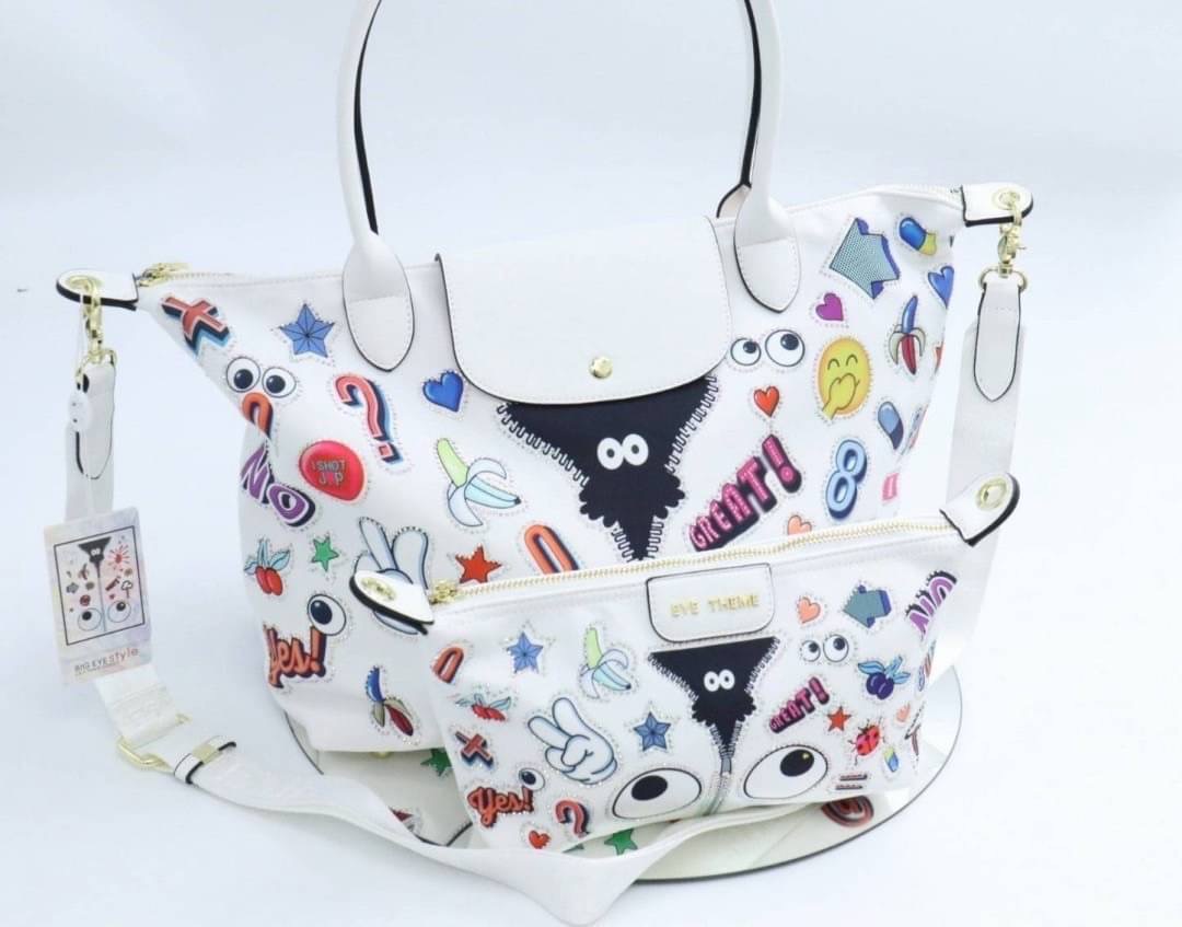 EYE THE ME (sideways glance) เห็นแบรนด์ก้อต้องวางใจในแบบของเค้า น่ารักไม่เคยหยุด คุณภาพจัดเต็ม เย็บเนียบสวยไม่มีที่ติ