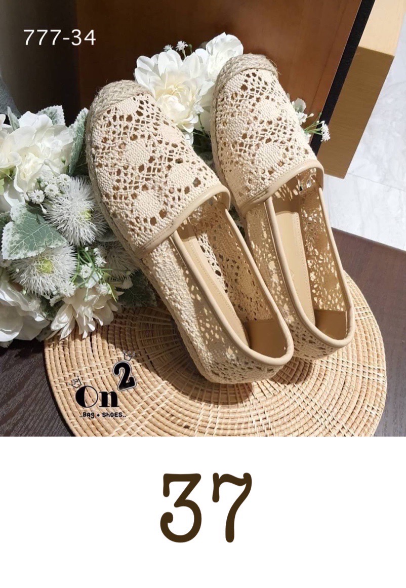 SALE ลดกระหน่ำเคลียร์สต๊อก 390 ส่งฟรี ems เลยจ้า สินค้าใหม่ไม่มีตำหนิ