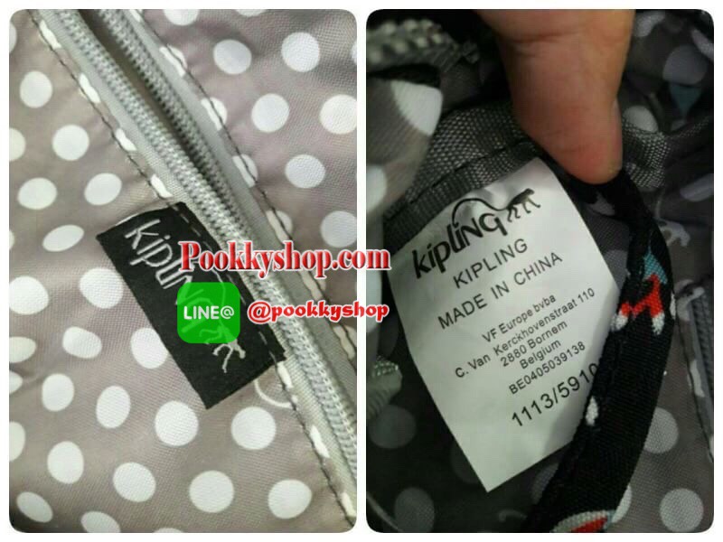 พร้อมส่ง Kipling Shoulder Bag k15828 รุ่นMulti funtion ที่สาวๆรอคอย!!! เพราะใบนี้สามารถปรับการใช้งานได้หลายเเบบทั้งสะพายข้างได้ แบบครอสบอดี้ได้ หรือรวบสายเก็บปรับเป็นถือก็ยังได้ ผลิตจากวัสดุผ้าไนล่อนเมทาลิคอย่างดี กันน้ำระดับนึงเลยค่ะ ️ด้านหน้ามีช่องซิปถึ