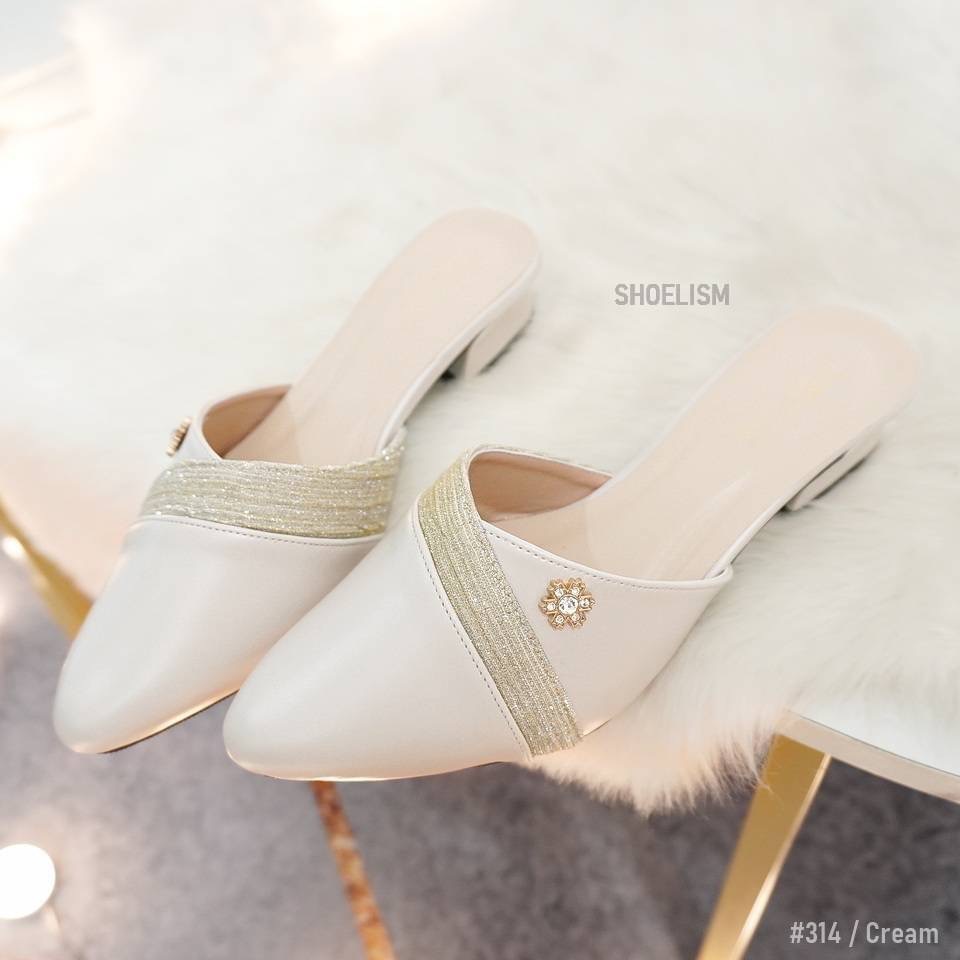 เข้าใหม่ละมุนมากค่า รองเท้าคัชชูเปิดส้น ดีไซน์ เรียบหรู จะงานทางการ ออกงานไหนๆก็ปัง อีกรุ่นที่ต้องรีบเก็บกันเลย