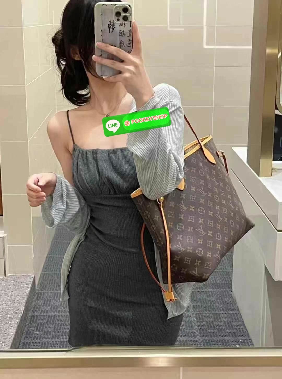 New in!**สินค้าเข้าใหม่** สวยยันเงาค่าสาวๆ ล็อตนี้นี้พิเศษกว่าล็อตอื่นๆ เพราะหนังทำจากหนังอย่างดีนำเข้าจากอิตาลี! Every look LOUIS VUITTON NEVERFUL MM MONOGRAM ((vip duty free ตปท))