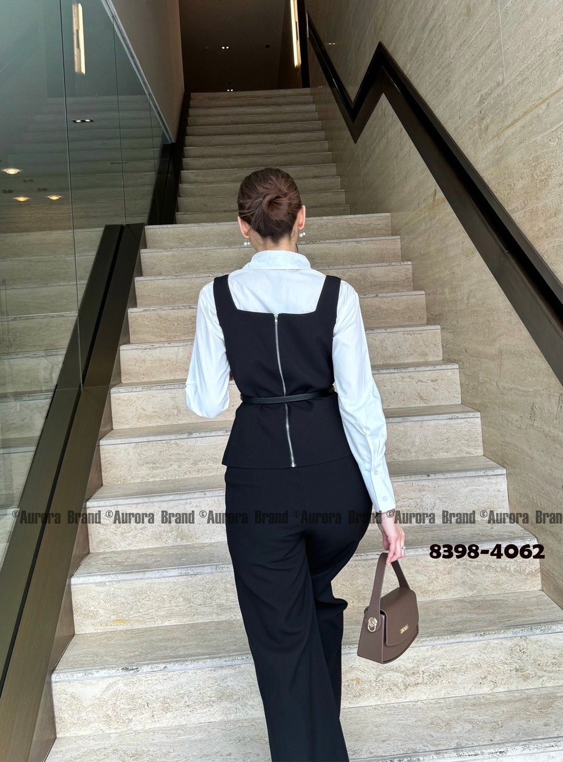 ชุดเซทแฟชั่น SET. 4Pieces Black & White ชุดเซตที่แมทกันได้สวยหรู ลักชูวสุดๆ