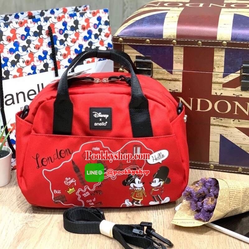 ANELLO กระเป๋าสะพายข้าง SHOULDER MINI DISNEY X ANELLO รุ่นDT-G009 กระเป๋าสะพายข้างรุ่นใหม่จากDisney x anello ซีรีย์ Let's travel with Mickey ซีซั่น 2 คอลเลคชั่นใหม่ที่มีการนำทั้ง 5 ประเทศ เอาสถานที่มาวางบนตัวกระเป๋าและมีตัวการ์ตูนสุดคลาสสิคอย่าง Mick