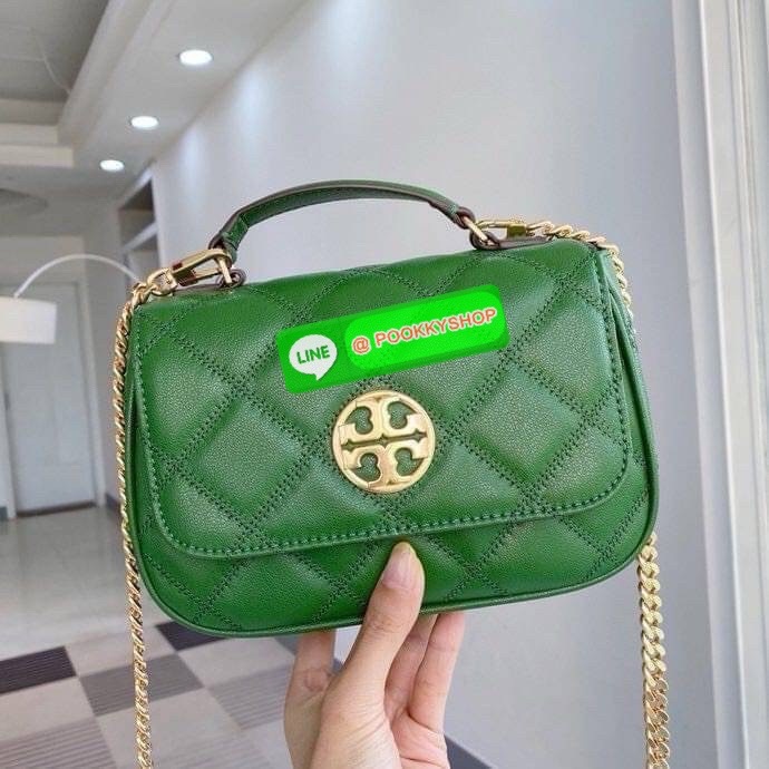 🖤 Tory Burch Willa Mini Top Handle Bag💚 • กระเป๋าหนังแท้เย็บลาย Diamond Quilt พร้อมโลโก้ Tory Burch สีทองกลางใบ • ทรง Mini Top Handle ถือได้ สะพายได้ สายโซ่ทองถอดได้ ปรับเป็น crossbody ได้สบาย