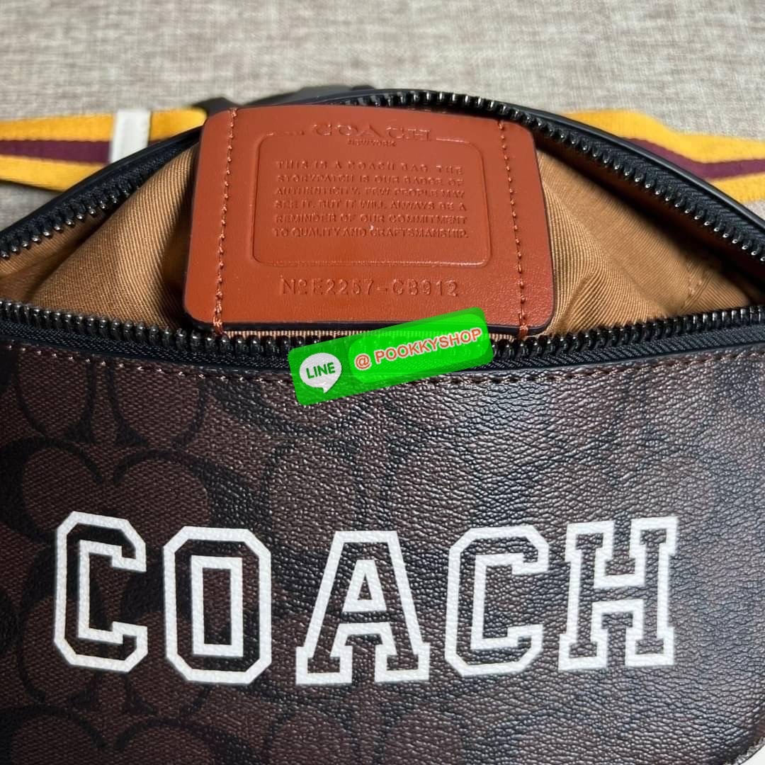 Coach Warren Belt Bag In Signature Canvas ( CB912 )With กระเป๋าคาดอก/เอว Coach Warren ในแคนวาสซิกเนเจอร์พร้อม ผ้าใบเคลือบซิกเนเจอร์และหนังลูกวัวอย่างดี ภายในกระเป๋ามัลติฟังก์ชั่น ปิดซิป ซับในผ้า กระเป๋าซิปด้านนอก สายปรับได้ ยาว 34 1/2" ใส่ได้เอว