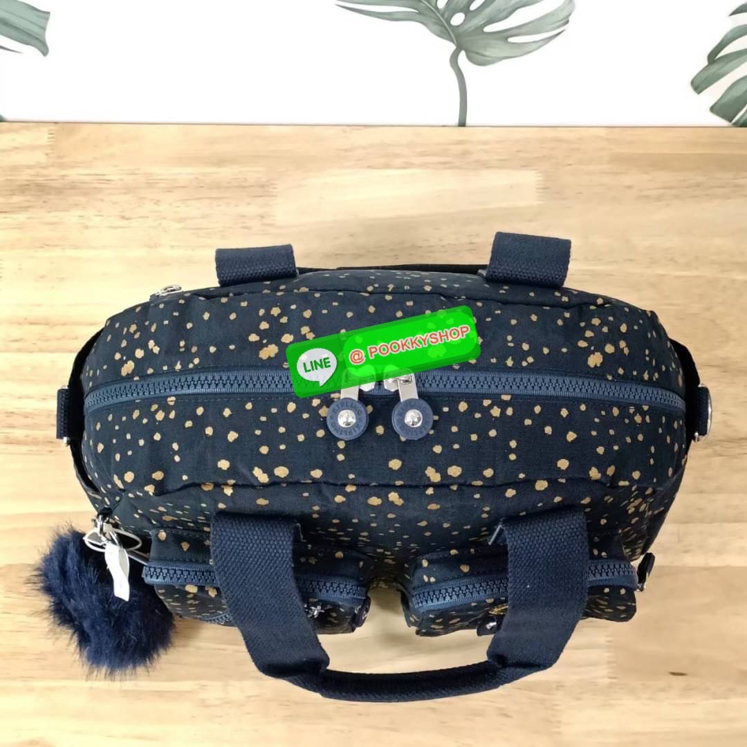 Kipling Women’s Defea Top-Handle Bag (ผ้าหนา) กระเป๋าถือหรือสะพายจาก Kipling วัสดุทำจาก Nylon + Polyester