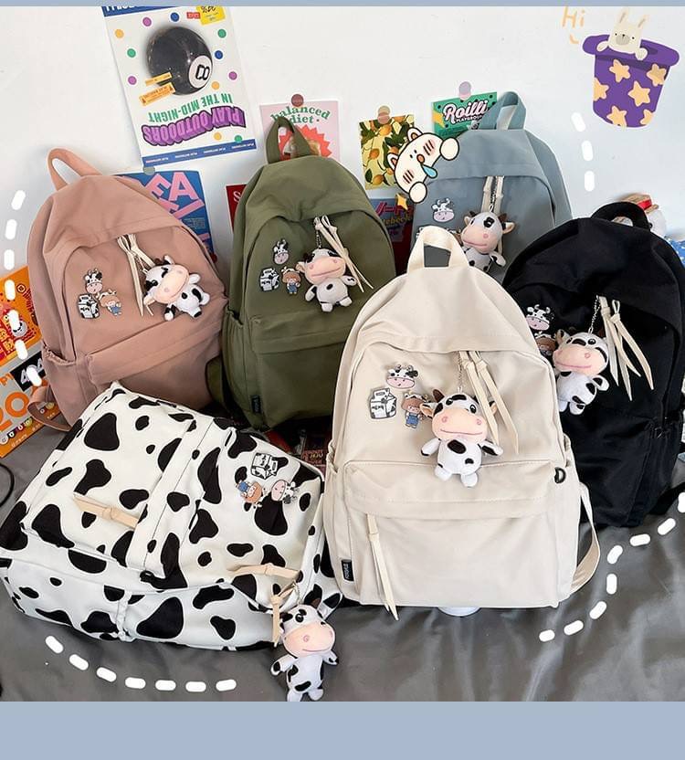 รุ่นใหม่ พร้อมส่ง!!!!!!! Angus backpack ต้อนรับปีวัวกับเป้น้องวัวแองกัส รุ่นนี้แถมฟรี! เข็มกลัด3ชิ้นตามภาพ และพวงกุญแจตุ๊กตาวัวทุกใบ