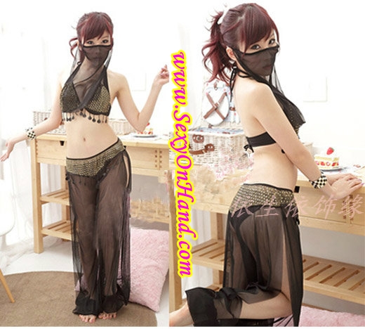 ชุดเซ็กซี่ชุดแฟนซี จินนี่จ๋า สาวน้อยในตะเกียงวิเศษ สไตล์สาวอาหรับ แนวฮาเล็มสีดำ ทอง ตัวบราด้านบนเป็นผ้าเลื่อมโปร่ง กางเกงเป็นผ้าซีทรูสีดำ ข้อเท้ายางยืด พร้อมจีสตริงและผ้าคาดจมูก ชุดนี้ตกแต่งสวยมากคะ