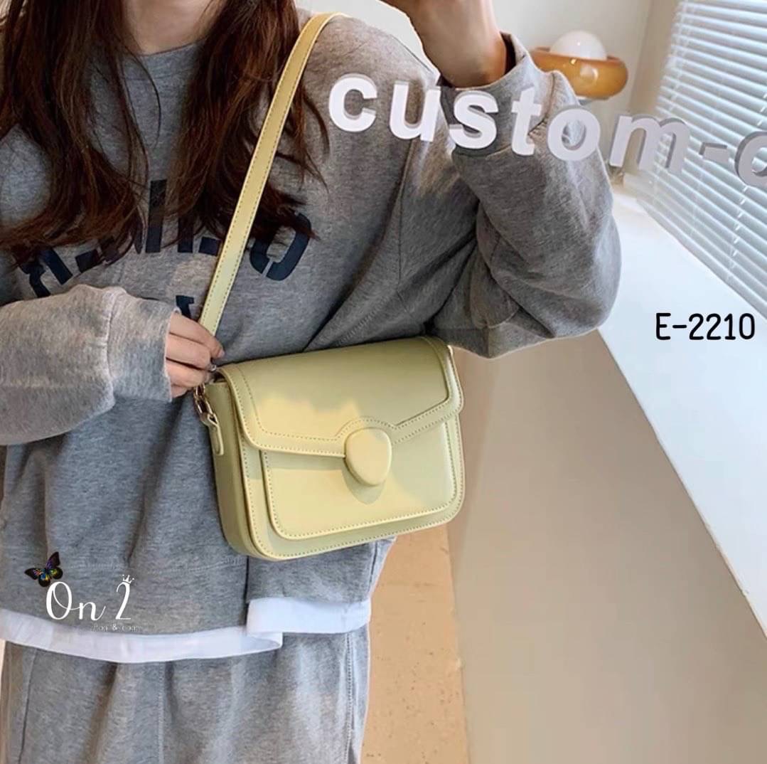 พร้อมส่งค้า แนะนำให้ลอง สะพายมาละมุนมากๆ เป็นใบโปรดที่เเมชได้ทุกลุค รับรองเป็นใบเก่งอีกใบ ทีได้ใช้บ่อยแน่นอน