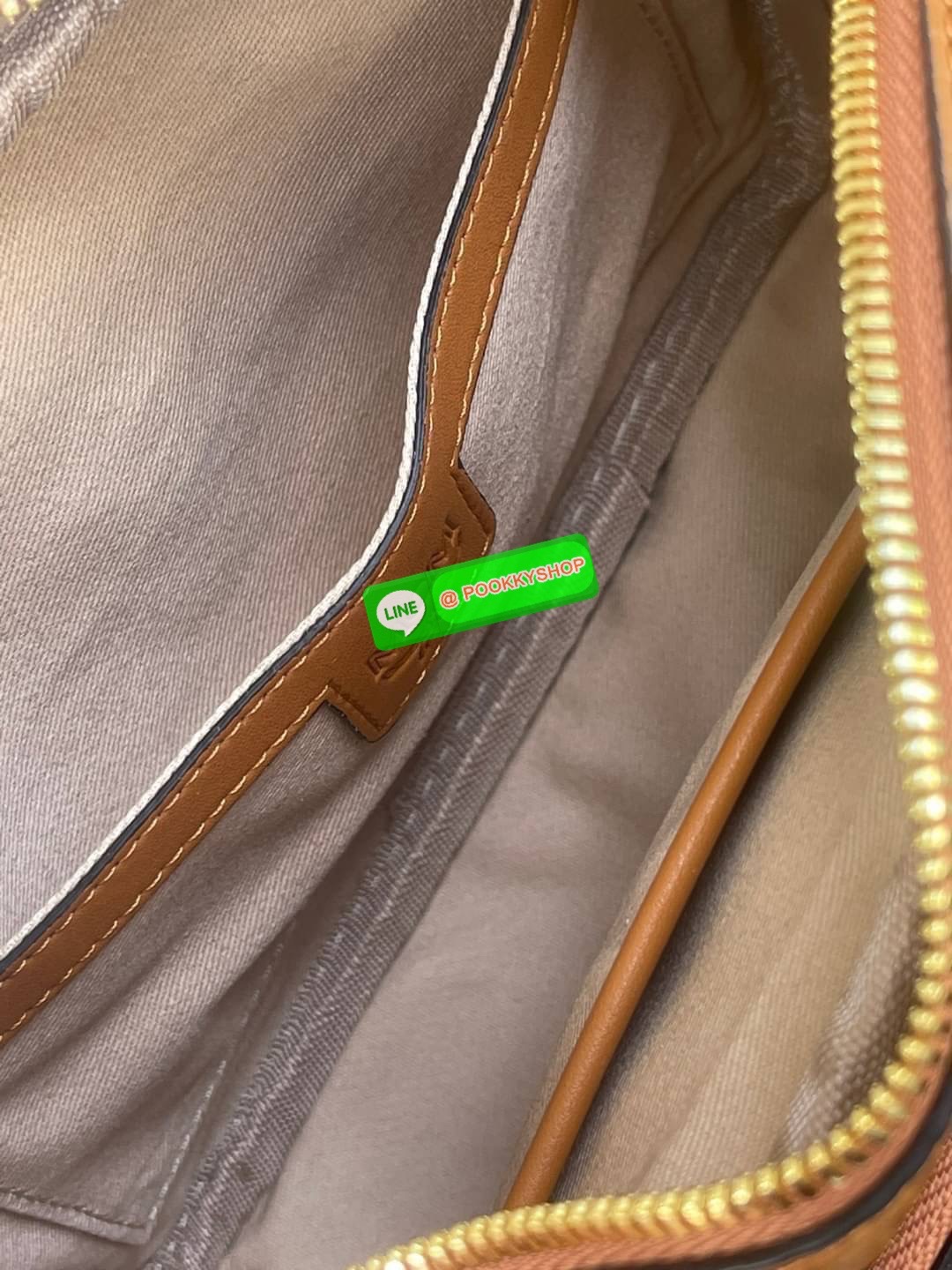 ð MCM KLASSIK CROSSBODY in Visetos( Small )āļāļĢāļ°āđāļāđāļēāļāļĢāļāļŠāļāļāļāļĩāđ Klassik āļāļĩāđāļĄāļĩāļĨāļąāļāļĐāļāļ°āļāļĢāļāļāļēāļĄāļāļ·āđāļ āļāļāļāđāļāļāļŠāđāļāļĨāđāļāļĨāļēāļŠāļŠāļīāļ āđāļāļĢāļāļŠāļĢāđāļēāļāļāļĢāļ°āđāļāđāļēāļāđāļģāļŦāļāļąāļāđāļāļēāļĄāļāļāļāļīāļŠāļĢāļ°āđāļŦāļāļ·āļāļāļąāđāļ āļāđāļēāđāļāđāļāļĨāļ·āļāļāļāļīāļ§āļĨāļēāļĒ Visetos āļāļąāļāđāļāđāļāđāļāļāļĨāļąāļāļĐāļāđāļāļāļmcm āđāļāļāļĩāđāļāļ·āļāđāļāļāđāļāļŠāļāļāļĢāļĩāđāđāļāļāđāļŪāļāļāđāļāļĢāļĩāļāļĩāđāļŠāļĄāļāļđāļĢāļāđāđāļāļāļāļĩ