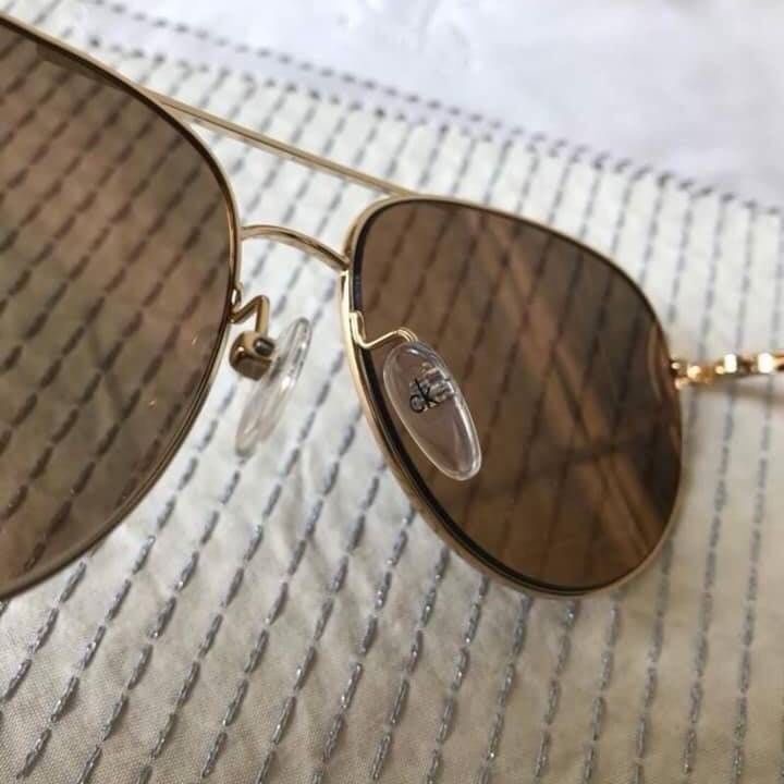 Calvin Klein CK2155S รุ่นนี้สวยมากๆรุ่นนี้พลาดไม่ได้ อุปกรณ์ครบ พร้อมกล่องผ้าเช็ดแว่น กันแดดกันยูวี 100%