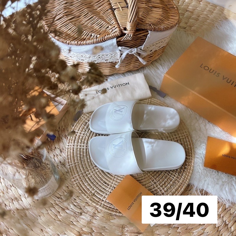 SALE ลดกระหน่ำเคลียร์สต๊อก 390 ส่งฟรี ems เลยจ้า สินค้าใหม่ไม่มีตำหนิ