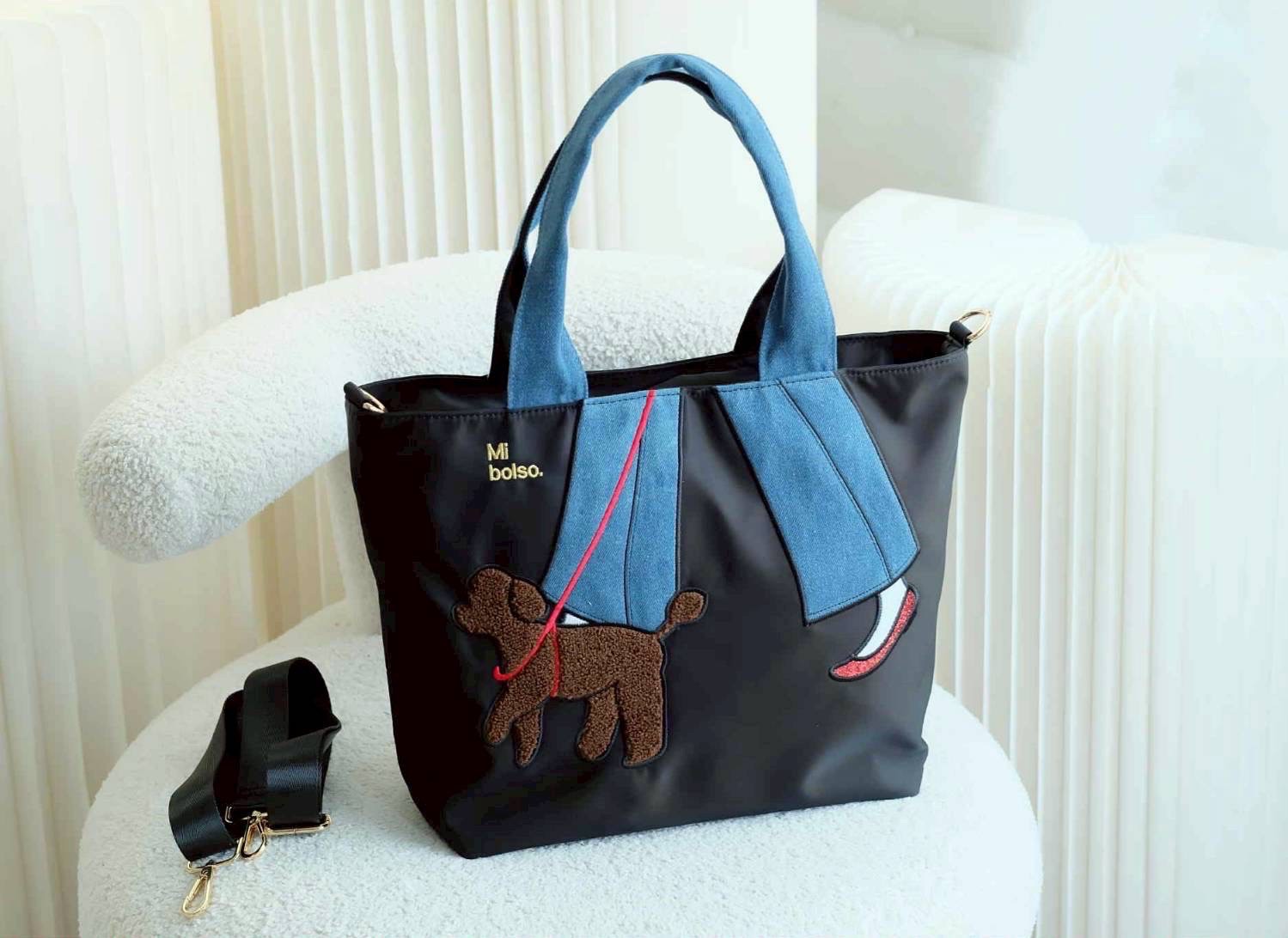 กระเป๋าผ้า Miszapatos แบรนด์ที่ญี่ปุ่นฮิตมาก ดีไซน์น่ารัก วัสดุผ้าไนล่อน เกรดหนา สามารถกันน้ำกันฝุ่นได้